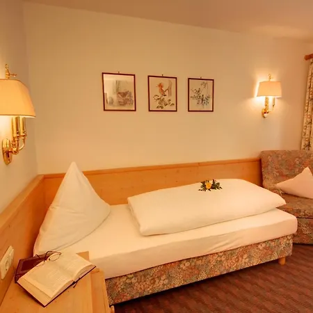 Hotell Adler Garni Hirschegg (Vorarlberg)