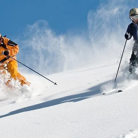 Hotel Adler Garni 3*