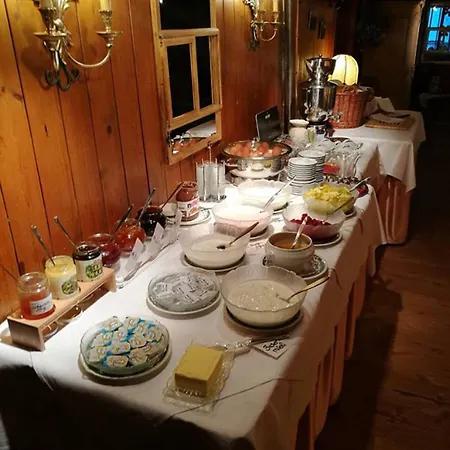 Adler Garni מלון Hirschegg Rein