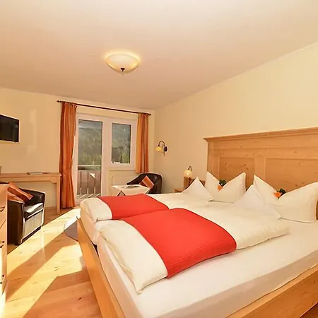 Adler Garni Hotel Hirschegg (Vorarlberg)
