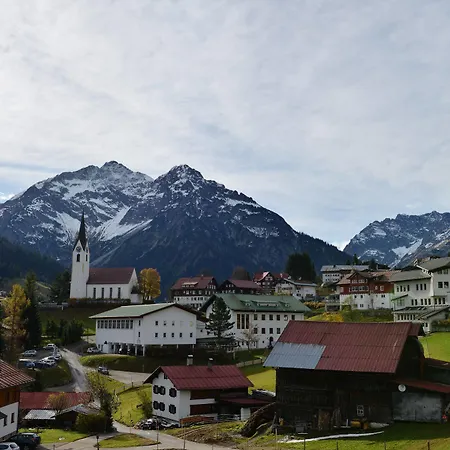 Hotel Adler Garni Hirschegg (Vorarlberg)