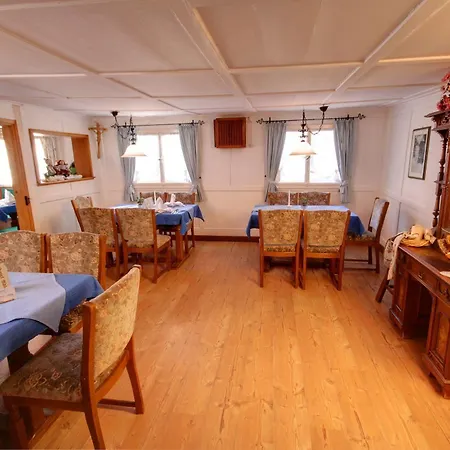 Adler Garni 3*