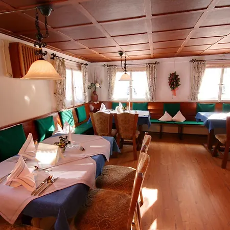 Hotel Adler Garni
