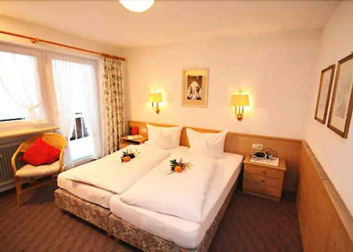 Adler Garni Hotel