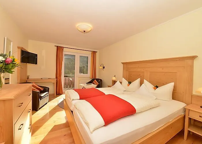 Adler Garni Hotel Hirschegg (Vorarlberg)